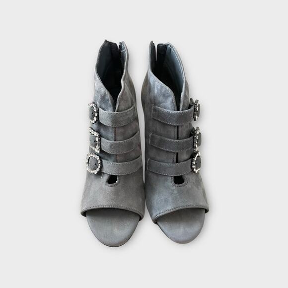 White House Black Market Peep Toe Gray Suede Buckle Booties Heel Sandal Size 6.5 - Picture 3 of 13